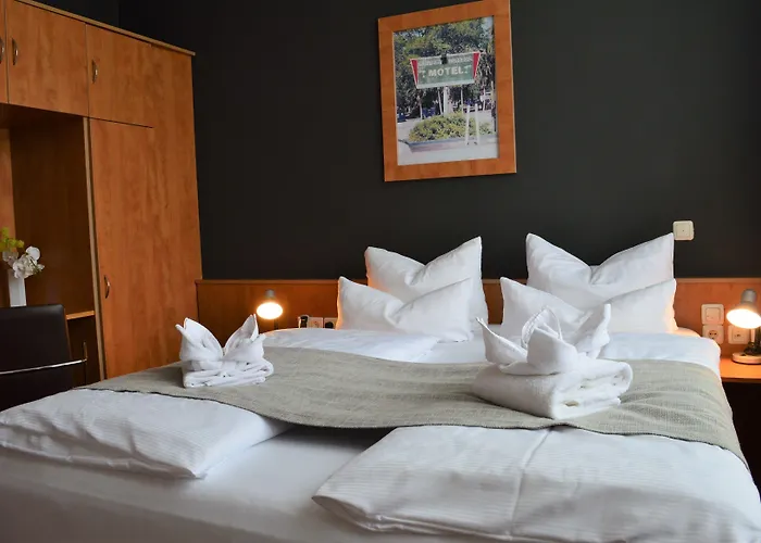 Amedia Express Passau, Trademark Collection By Wyndham فندق 3*