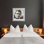 Otel Amedia Express Passau, Trademark Collection By Wyndham