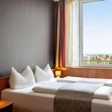 Amedia Express Passau, Trademark Collection By Wyndham מלון