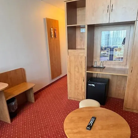 Hotel Dormero Express Hotel Passau 4*